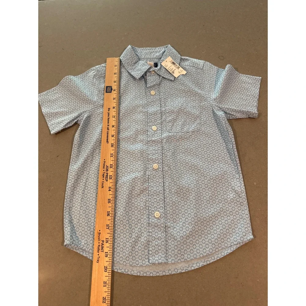 Boys'‎ Light Blue Patterned Short Sleeve Button-Down Shirt size 5/6